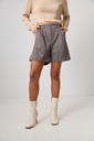 Shorts with pleats