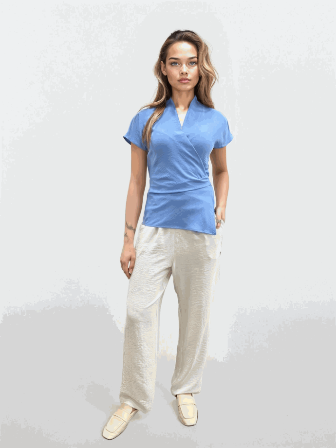 Pantaloni plisati din crep