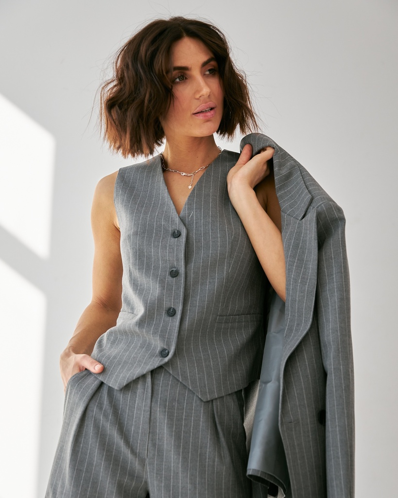 Жилет у смужку